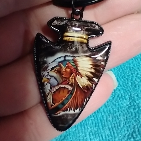 Native American Chief Arrowhead Keychain - Picture 1 of 2